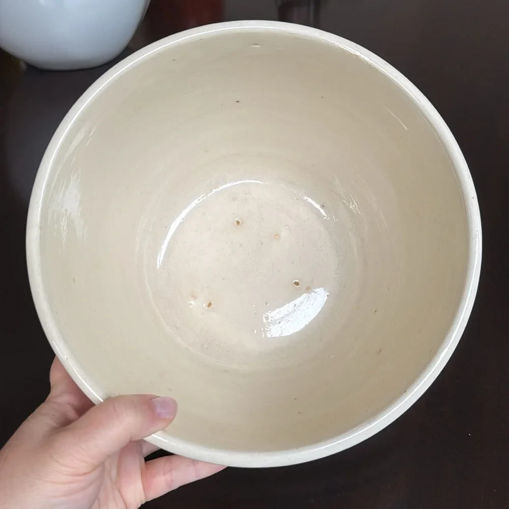 Antique Beehive Farmhouse Mixing Bowl 9”